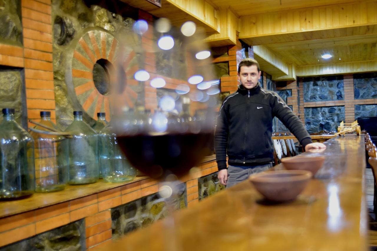 Nikala Bed & Breakfast Telavi Bagian luar foto