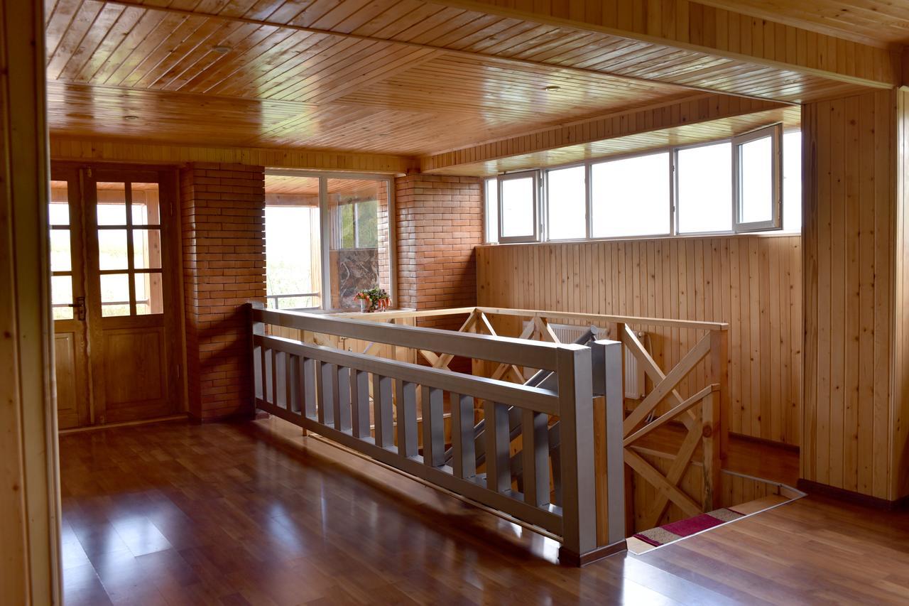 Nikala Bed & Breakfast Telavi Bagian luar foto