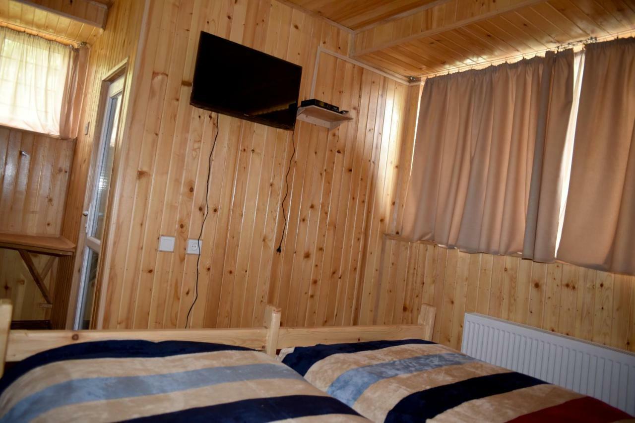 Nikala Bed & Breakfast Telavi Bagian luar foto